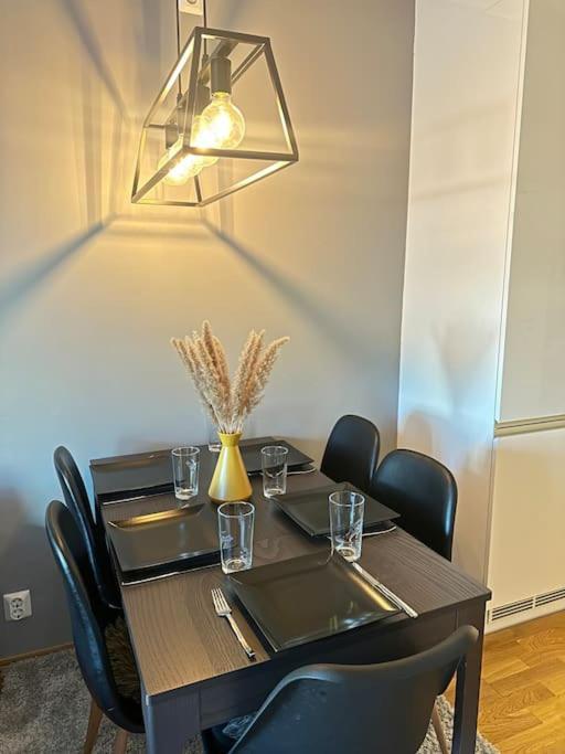 Leilighet Pa Grillstadfjaera Med Parkeringsplasser - Vmski 2025 ทรอนด์เฮม ภายนอก รูปภาพ